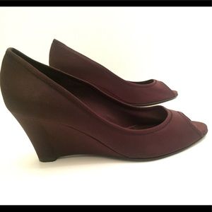 Salvatore Ferragamo “Sissi Peep Toe”